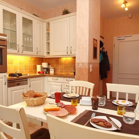 Miramare - 23-16 Apartman